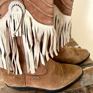 Wrangler cowboy boots